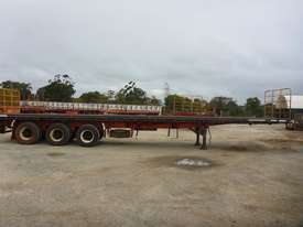 2006 Southern Cross Standard Tri Axle 45' Flat Top Lead Trailer - T15 - picture0' - Click to enlarge