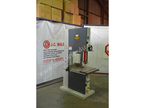 Heavy Duty Bandsaw for timber