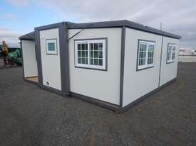 Portable Accommodation/Office c/w Bathroom - picture2' - Click to enlarge