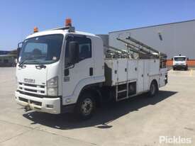 2009 Isuzu FRR600 Long - picture2' - Click to enlarge
