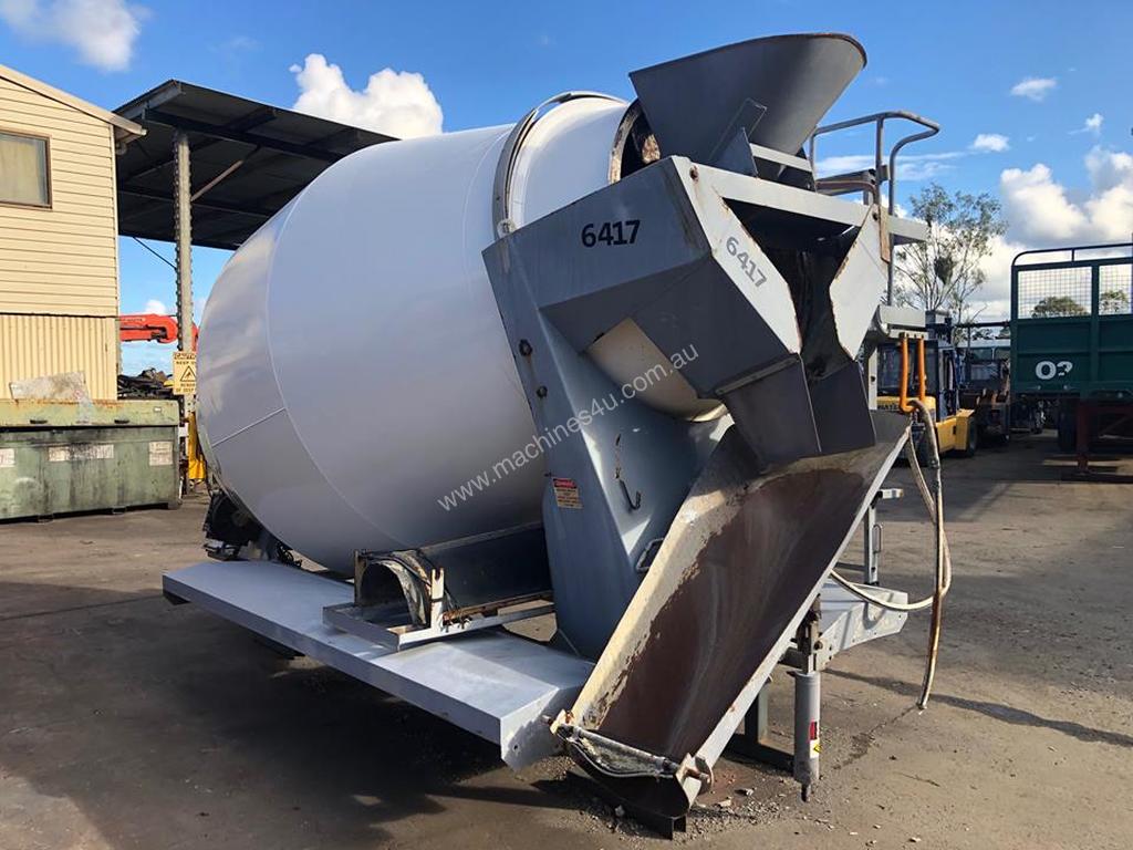 Used 2011 cement mixer Concrete Agitator 6 0 cubic meter Concrete