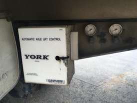 UNRESERVED 2002 Hamelex Alloy Tri Dog Tipper Trailer (Location: SA) - picture0' - Click to enlarge