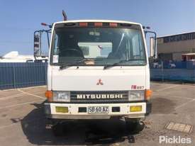 1990 Mitsubishi FM557 - picture1' - Click to enlarge