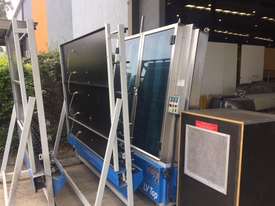 Factory Glass Washer - picture1' - Click to enlarge