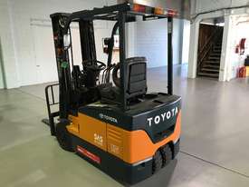 Toyota 3 wheel Electric 7FBE15 Wide Visible Mast 3 stage container entry  rand New Battery  - picture1' - Click to enlarge