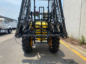 Rapid Spray 2000L Boom Spray Sprayer - picture0' - Click to enlarge