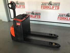 BT LWE180 1.8 TON 1800 KG CAPACITY POWER PALLET JACK WALK BEHIND PALLET MOVER LOCATED COOPERS PLAINS - picture1' - Click to enlarge