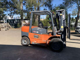 5 Tonne Container Stuffer Forklift For Sale! - picture0' - Click to enlarge