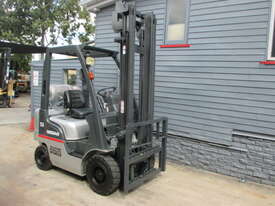 Nissan 1.5 ton LPG, Repainted Used Forklift #1569 - picture0' - Click to enlarge