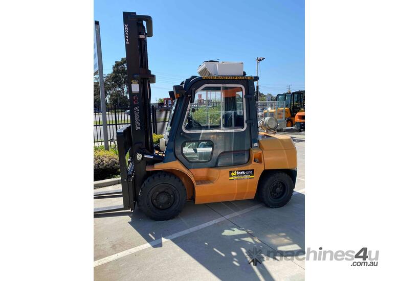 Hire various Forklift hire big forklifts Diesel Lpg 4 5 7 0 tonne heavy ...