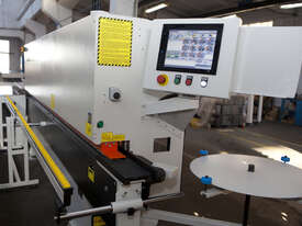 NikMann 2RTF-v.29 edgebander with Pre-milling, 2 Corner Rounders, Spray Systems - Made in Europe - picture1' - Click to enlarge