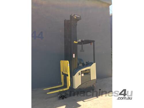 Crown RR 5700 Reach Sit/Stand on Forklift Truck Refurbished 