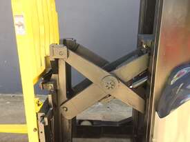 Crown RR 5700 Reach Sit/Stand on Forklift Truck Refurbished  - picture2' - Click to enlarge