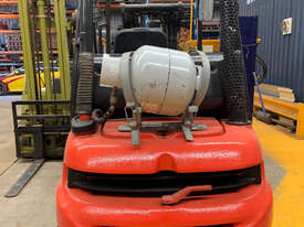 Linde H25 LPG / Petrol Counterbalance Forklift - picture2' - Click to enlarge