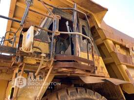 2001 CATERPILLAR 777D OFF HIGHWAY DUMP TRUCK - picture0' - Click to enlarge