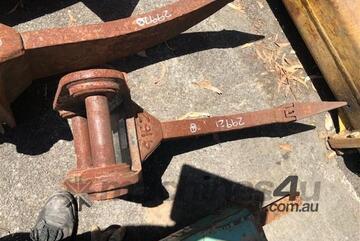 ABS RIPPER TYNE, PIN SIZE 5CM, CENTRE 25CM, EAR 15CM