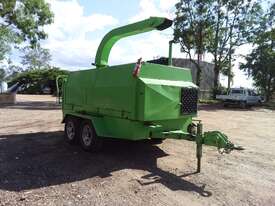 Wood chipper trailer mounted - picture2' - Click to enlarge