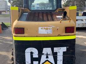 Caterpillar 216B  Skid Steer Loader year 2007 - picture2' - Click to enlarge