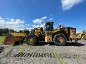 Caterpillar 988H Loader/Tool Carrier Loader - picture0' - Click to enlarge