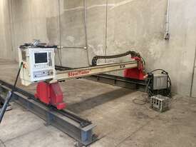 SteelTailor Gantry CNC Plasma Cutter with Hypertherm 125A - picture0' - Click to enlarge