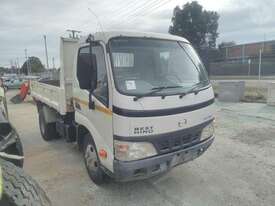 Hino U305 - picture0' - Click to enlarge