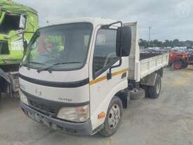 Hino U305 - picture1' - Click to enlarge