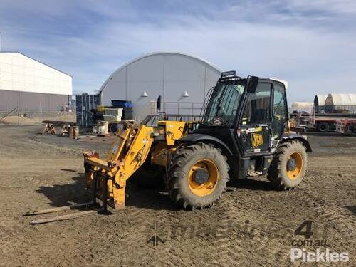 2011 JCB Loadall 531-70