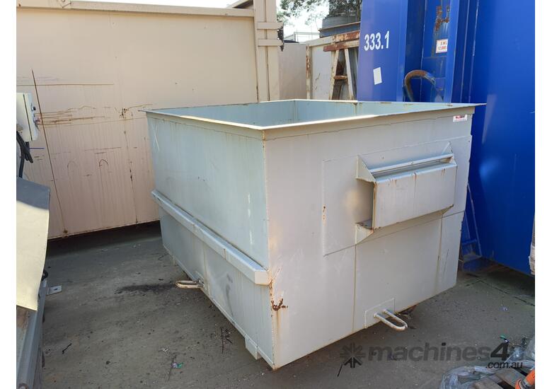 3.0 Mtr Bin press and Frontlift bin