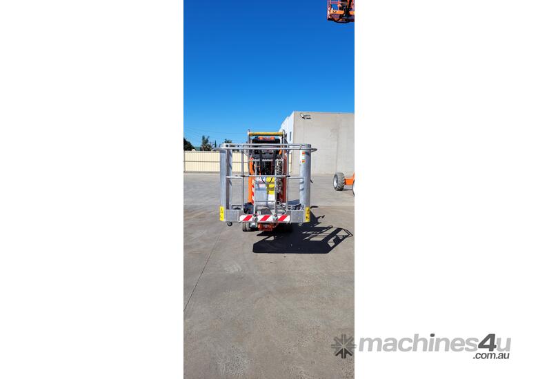 JLG X 20 J Plus Crawler Boom - Hire