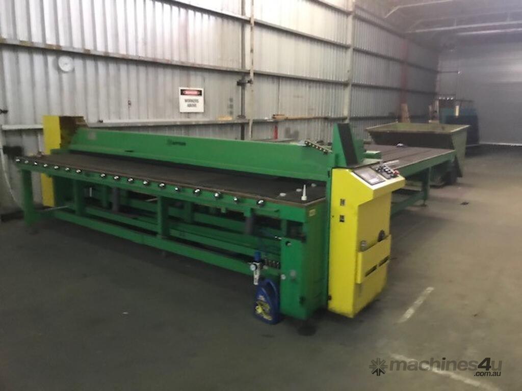 Used 2000 Bottero AUTOMATIC laminate Glass cutting table Glass Cutting
