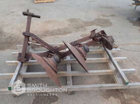 3 POINT LINKAGE 3 DISC PLOUGH - picture0' - Click to enlarge