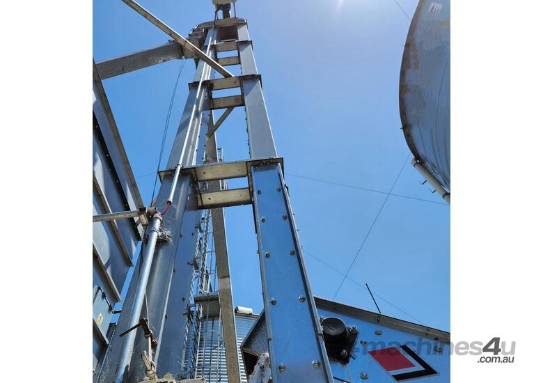caption ALVAN BLANCH - Grain Conveyors & Grain Elevators - Skandia Truck Off Load - Out Load Systems