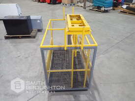 YELLOW STORAGE CAGE - picture0' - Click to enlarge