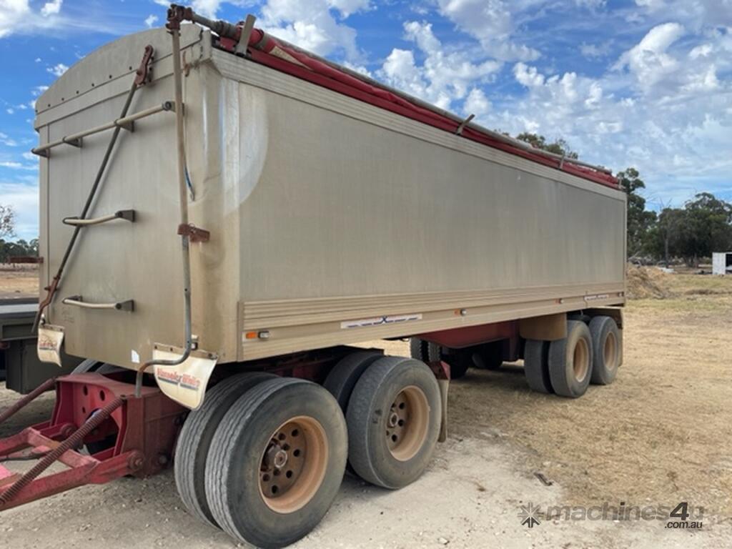 Buy Used 2009 maxi trans Trailer Dog Trailer Tipper Maxitrans 4 axle