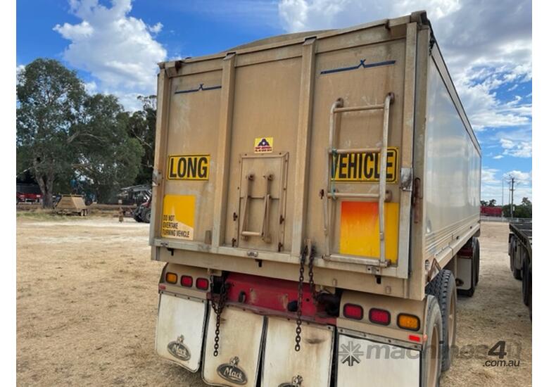 Buy Used 2009 maxi trans Trailer Dog Trailer Tipper Maxitrans 4 axle