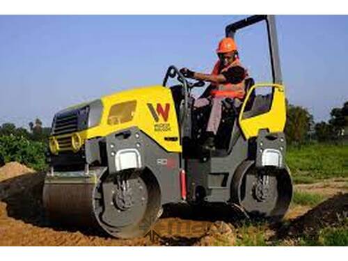 caption Tandem Roller