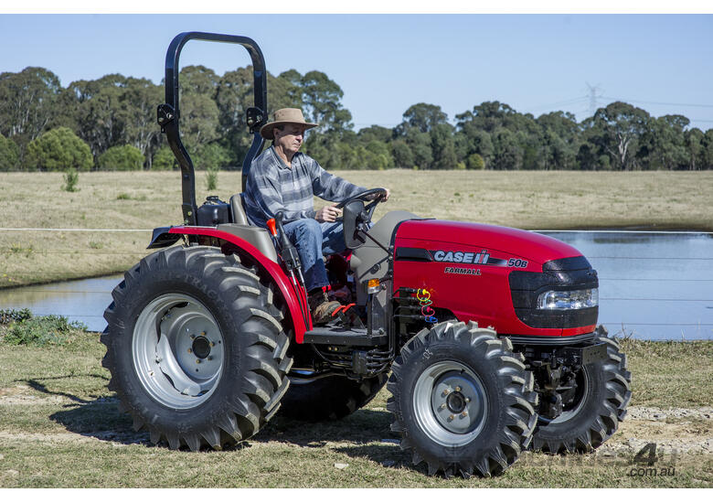 Case IH Farmall 50B TRACTOR ROPS