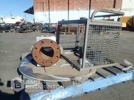 PALLET COMPRISING OF ELAST-O-VALVE, ATTACHMENTS & METAL CAGE - picture1' - Click to enlarge