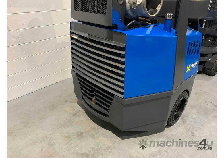 Used Xtreme Forklift 2t Xtreme Articulated Forklift Forklifts and