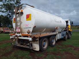 Twin steer water tanker - picture2' - Click to enlarge