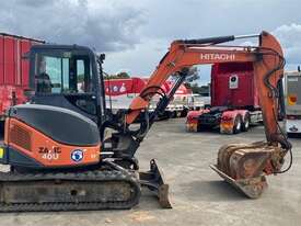 Hitachi ZX40U-3F - picture0' - Click to enlarge