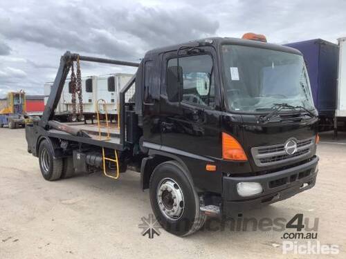 2010 Hino GH1J