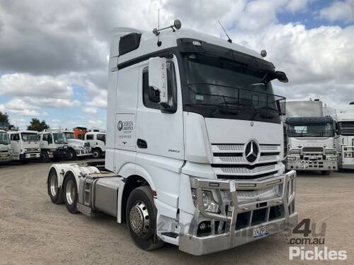 2017 Mercedes Benz Actros 2663