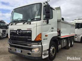 2020 Hino FS 700 2848 - picture0' - Click to enlarge