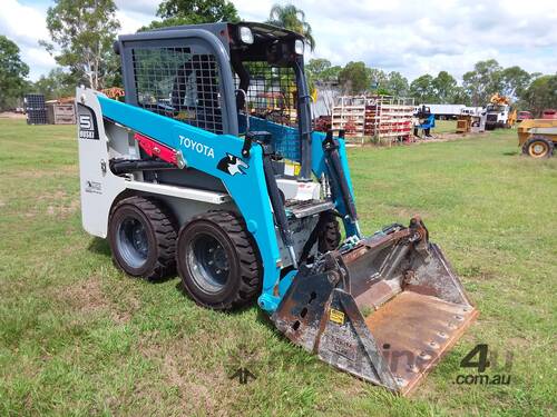 Wheeled Skidsteer