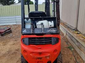 Linde 2T LPG Forklift with Container Mast - Hire - picture2' - Click to enlarge