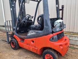 Linde 2T LPG Forklift with Container Mast - Hire - picture0' - Click to enlarge