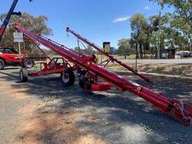 Vennings 50 x 10 Self Propelled Auger - picture0' - Click to enlarge