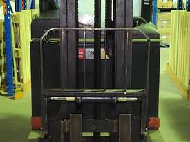 LINDE R14 REACH TRUCK - picture2' - Click to enlarge