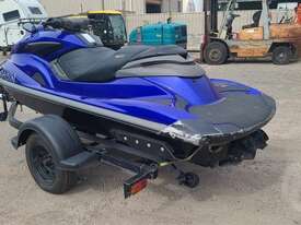 Yamaha Wave Runner - picture1' - Click to enlarge